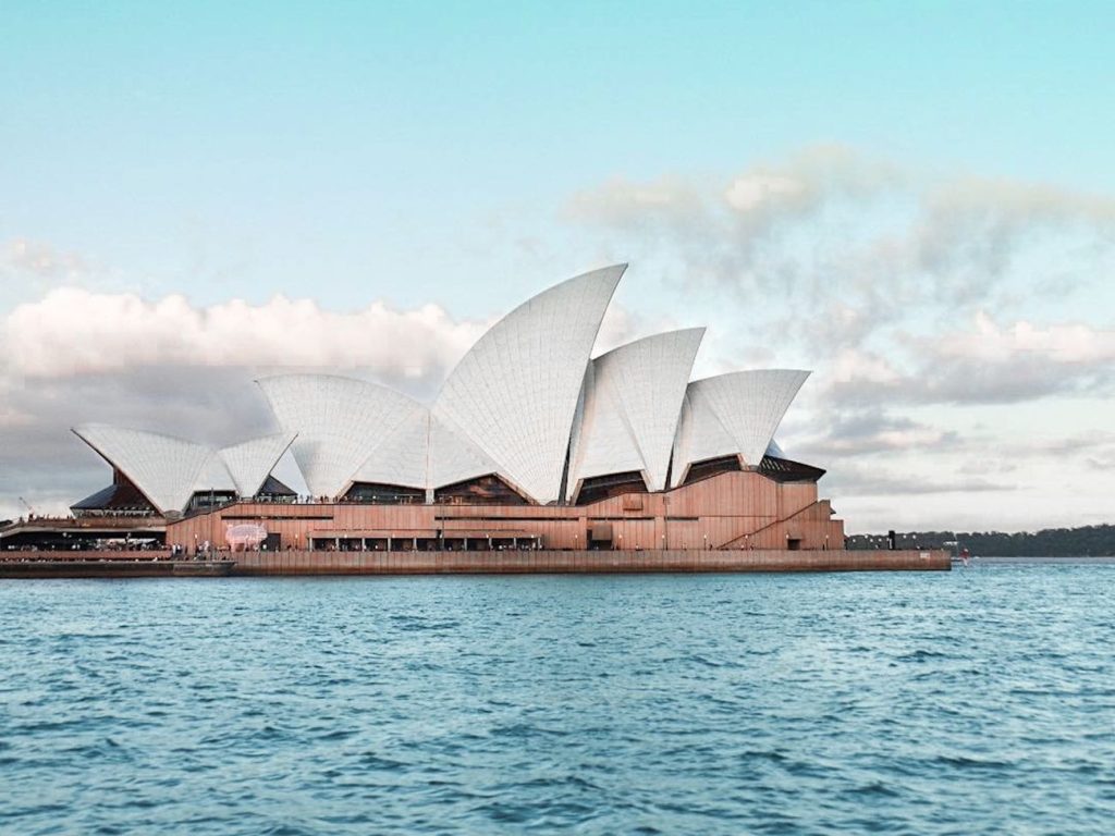 Sydney Opera House to show that it does not snow in Sydney