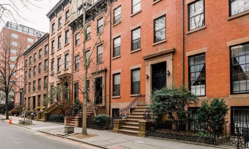 Brooklyn Heights is one of the best areas to stay in New York city for those that love trendy artistic areas