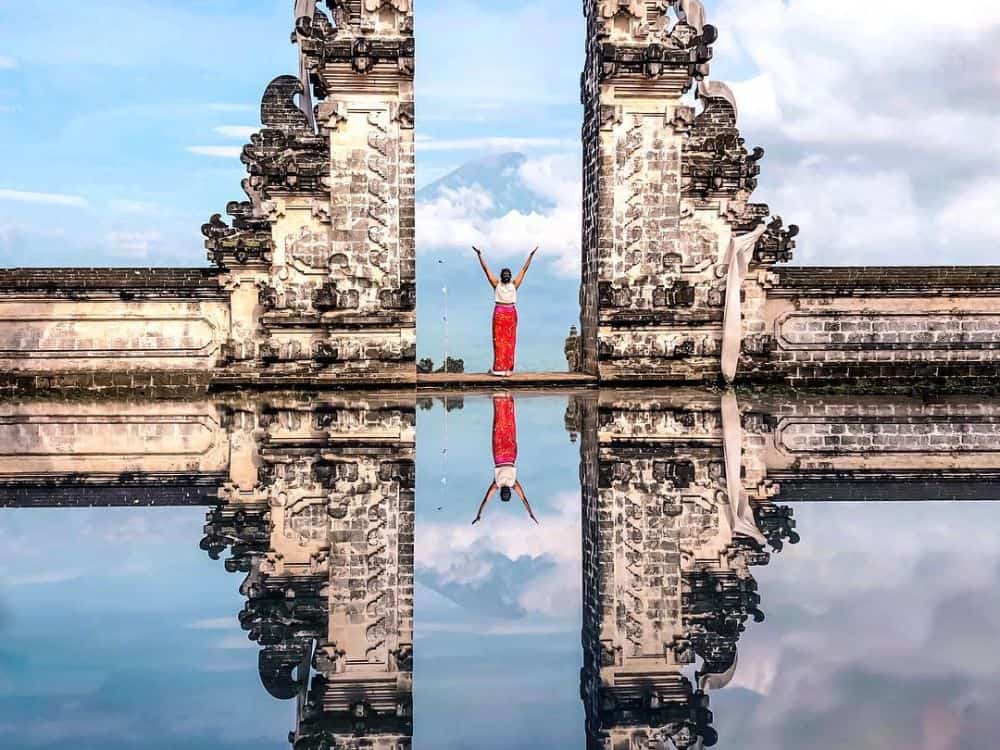 Hit up the best of Bali’s captivating temples, pristine white sand beaches, and UNESCO-listed rice terraces, all of which offer the best backdrops for Insta pics!