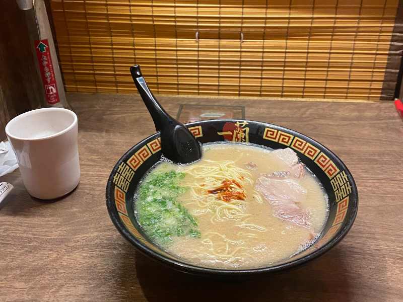 Ichiran ramen is a must eat in Tokyo to try the local Japanese cuisine